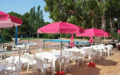 Camping - L'Escala - Costa Brava - Illa Mateua
