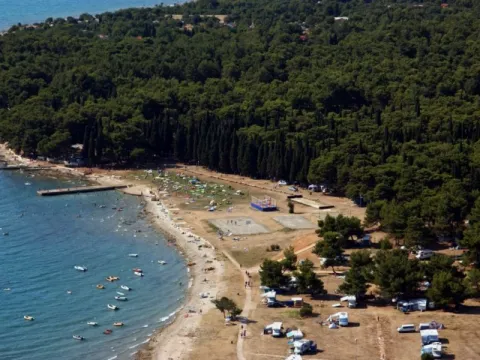 Camping - Fažana - Istrie - Kamp Pineta