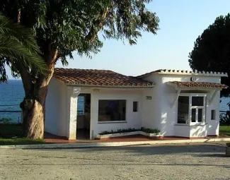 Camping - Sant Pol de Mar - Costa Brava - Kanguro