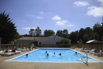 Camping - La Barre-de-Monts - Pays de Loire - La Caillebotière