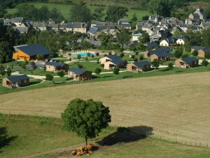 Camping - Sainte-Eulalie-d'Olt - Midi-Pyrénées - La Cascade