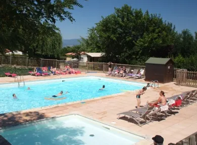 Camping - Anneyron - Rhône-Alpes - La Châtaigneraie