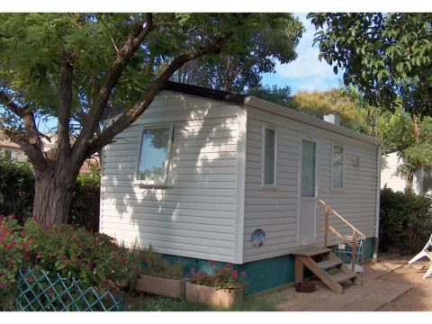 Camping - Saint-Gilles - Languedoc-Roussillon - La Chicanette