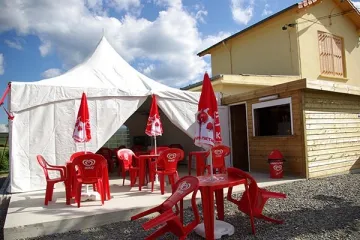 Camping - Langogne - Languedoc-Roussillon - La Cigale de l'Allier