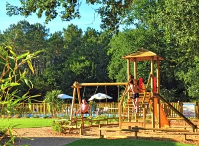 Camping - Saint-Paul-en-Born - Aquitaine - La Clairière