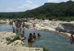 Camping - Saint-Sauveur-de-Cruzières - Rhône-Alpes - La Claysse