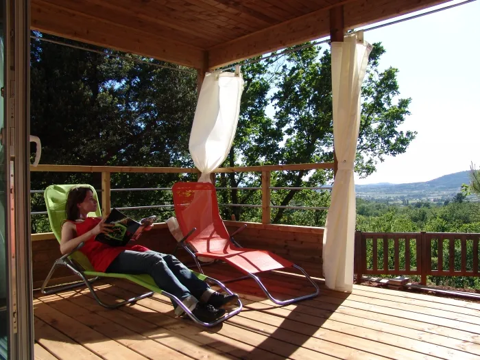 Camping - Villars - Provence-Alpes-Côte d'Azur - La Colline des Ocres