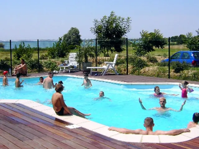 Camping - Sainte-Marie-du-Lac-Nuisement - Champagne-Ardennes - La Cornée du Der