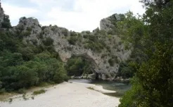 Camping - Balazuc - Rhône-Alpes - La Falaise