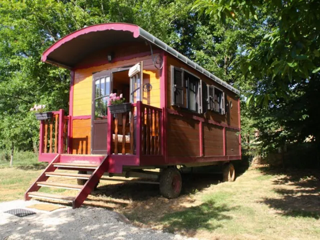 Camping - Monsac - Aquitaine - La Ferme de Sirguet