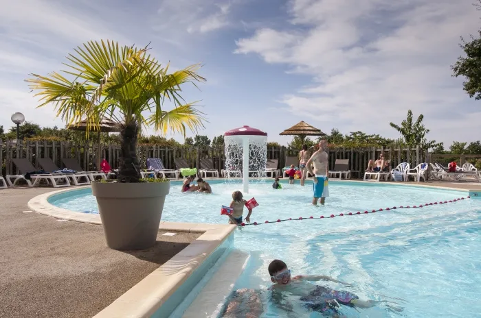 Camping - Coëx - Pays de Loire - La Ferme du Latois