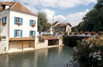 Camping - La Ferté-Gaucher - Ile de France - La Ferté Gaucher