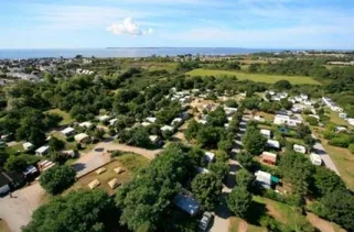 Camping - Larmor-Plage - Bretagne - La Fontaine