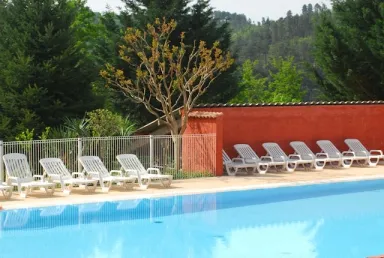 Camping - Saint-Jean-du-Gard - Languedoc-Roussillon - La Forêt