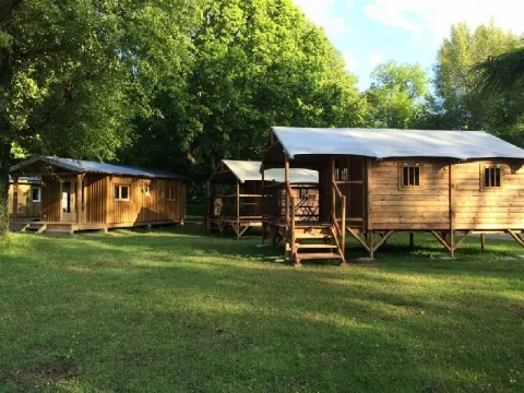 Camping - Lourdes - Midi-Pyrénées - La Forêt