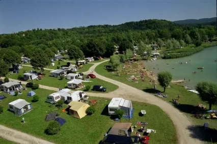 Camping - Clairvaux-les-Lacs - Franche-Comté - La Grisière
