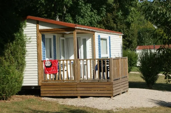 Camping - Clairvaux-les-Lacs - Franche-Comté - La Grisière