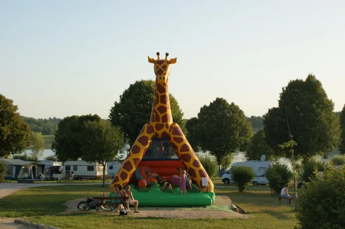 Camping - Clairvaux-les-Lacs - Franche-Comté - La Grisière