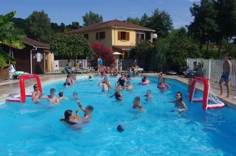 Camping - Monplaisant - Aquitaine - La Lénotte