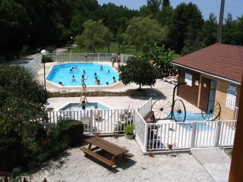 Camping - Monplaisant - Aquitaine - La Lénotte