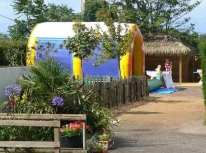 Camping - Saint-Vincent-sur-Jard - Pays de Loire - La Mouette Cendrée