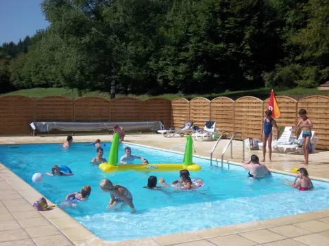 Camping - Moirans-en-Montagne - Franche-Comté - La Petite Montagne