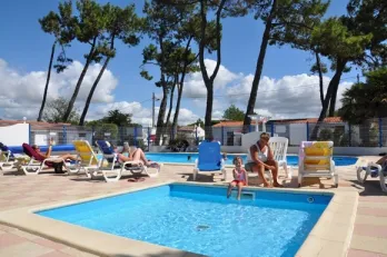 Camping - La Faute-sur-Mer - Pays de Loire - La Pinède