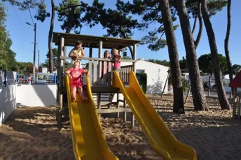 Camping - La Faute-sur-Mer - Pays de Loire - La Pinède