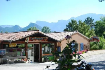 Camping - Die - Rhône-Alpes - La Pinède