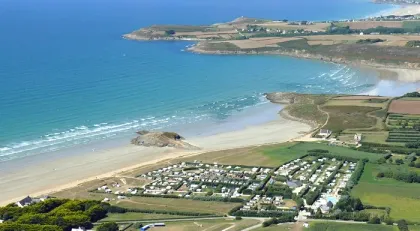 Camping - Plonévez-Porzay - Bretagne - La Plage de Treguer