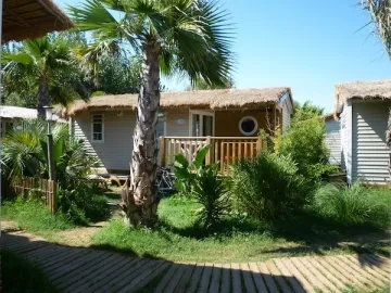 Camping - Vendres - Languedoc-Roussillon - la Plage et du Bord de Mer