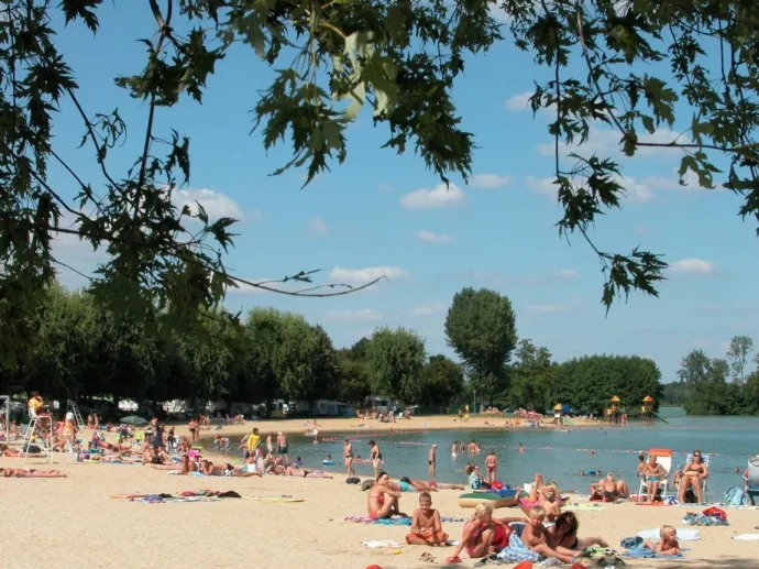 Camping - Montrevel-en-Bresse - Rhône-Alpes - La Plaine Tonique