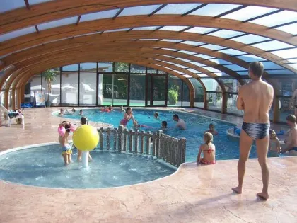 Camping - Vic-sur-Cère - Auvergne - La Pommeraie