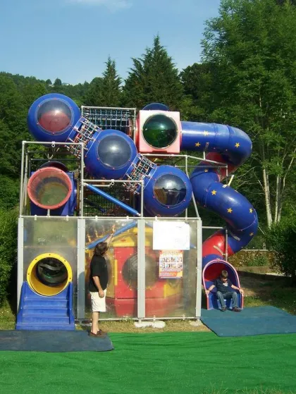 Camping - Vic-sur-Cère - Auvergne - La Pommeraie