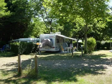 Camping - Saissac - Languedoc-Roussillon - La Porte d'Autan