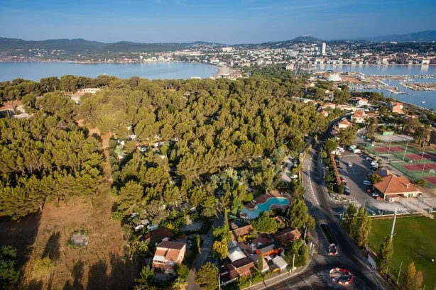 Camping - Saint-Mandrier-sur-Mer - Provence-Alpes-Côte d'Azur - La Presqu'île