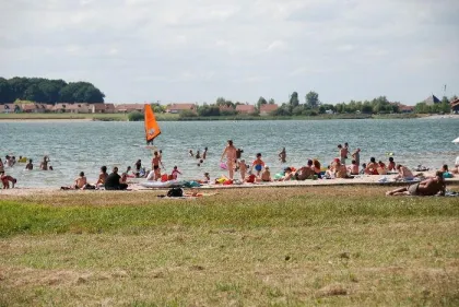 Camping - Braucourt - Champagne-Ardennes - La Presqu'île de Champaubert