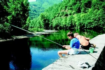 Camping - Donzenac - Limousin - La Rivière