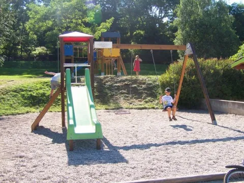 Camping - Saint-Geneys-près-Saint-Paulien - Auvergne - La Rochelambert