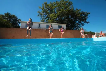 Camping La Romiguière - Montpeyroux