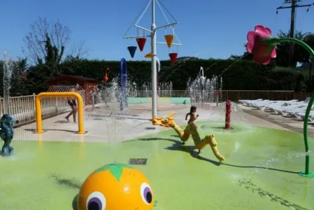 Camping - Vallon-Pont-d'Arc - Rhône-Alpes - La Roubine