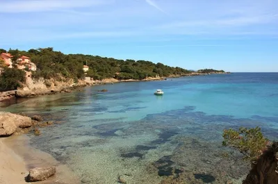 Camping - Hyères - Provence-Alpes-Côte d'Azur - la Tour Fondue