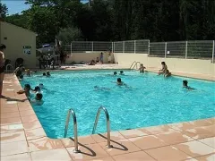 Camping - Volx - Provence-Alpes-Côte d'Azur - La Vandelle