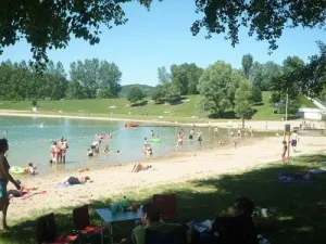 Camping - Saint-Donat-sur-l'Herbasse - Rhône-Alpes - Lac de Champos