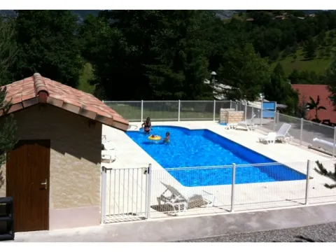 Camping - Gigors - Provence-Alpes-Côte d'Azur - l'Amandier