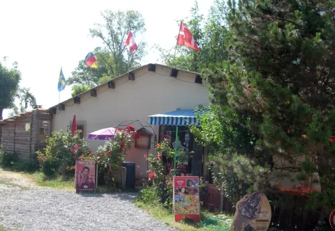 Camping - Touët-sur-Var - Provence-Alpes-Côte d'Azur - L'Amitié