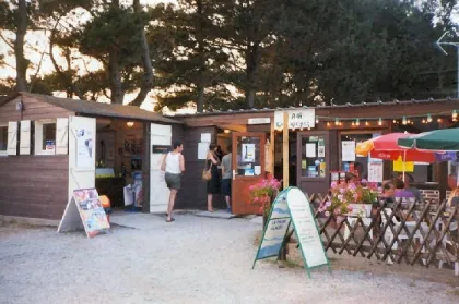Camping - Plomeur - Bretagne - Lanven