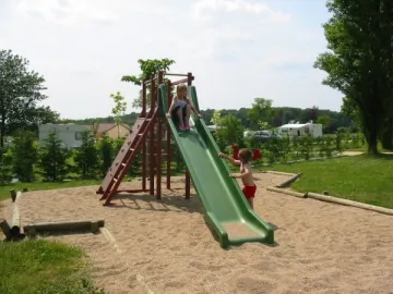 Camping - Sonzay - Grand Centre - L'Arada Parc