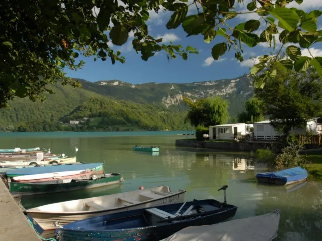 Camping - Saint-Alban-de-Montbel - Rhône-Alpes - L'Arbaz