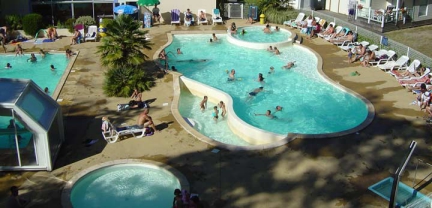 Camping L'Arbre d'Or background-poster